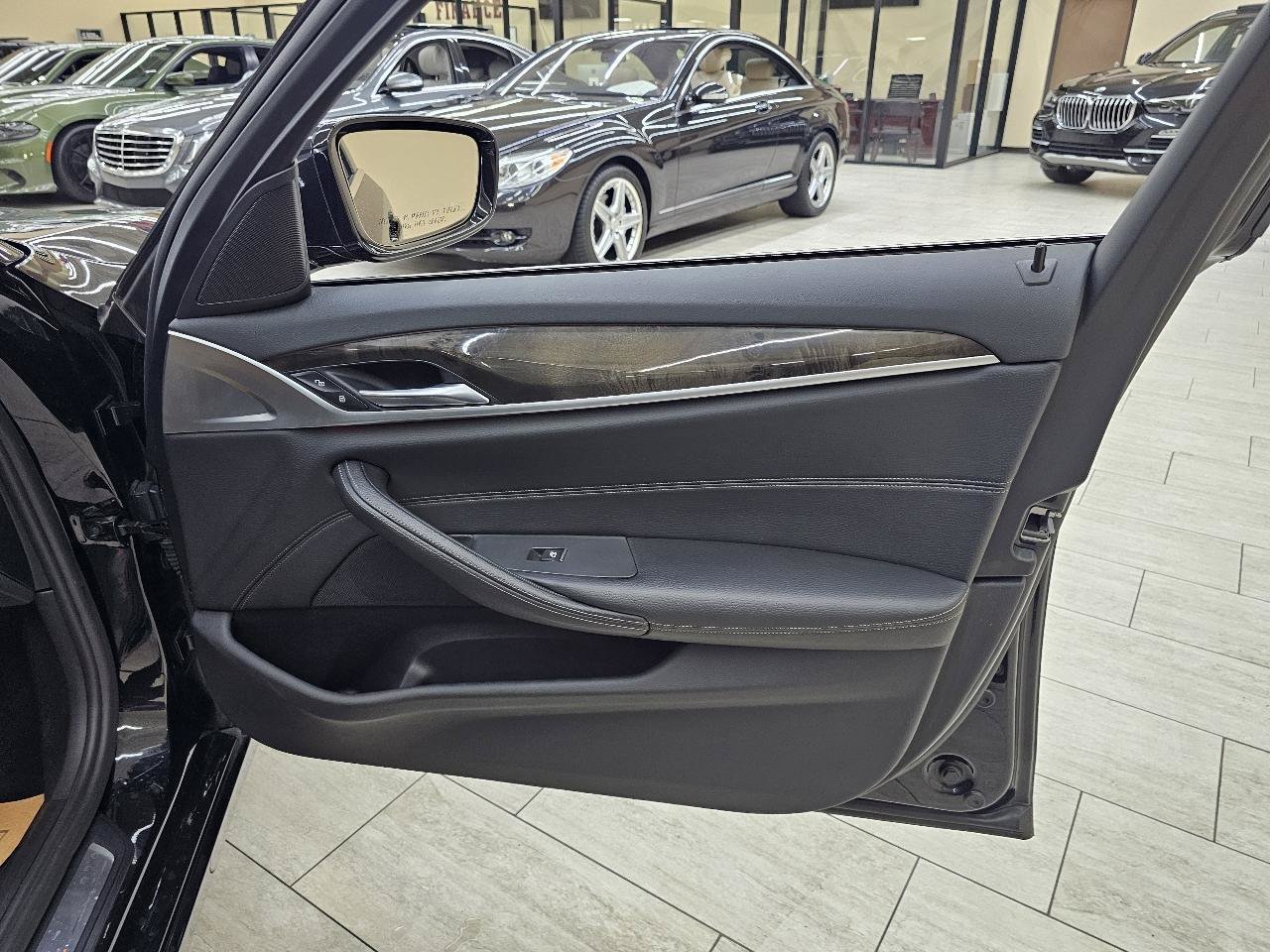 Used 2017 BMW 530i RWD image 40