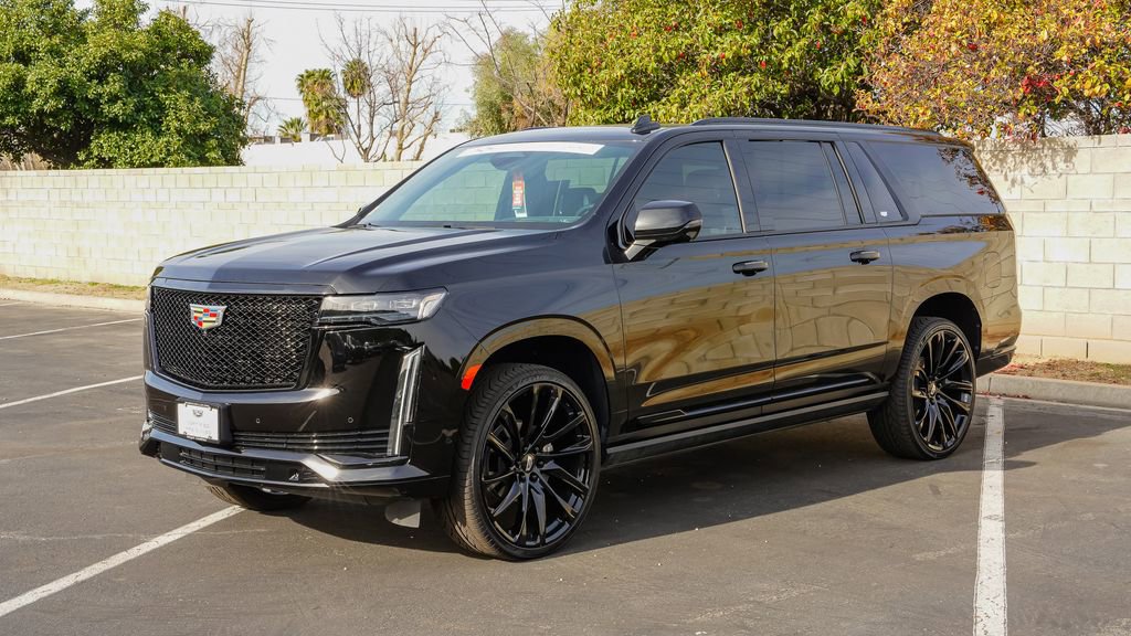 Certified 2024 Cadillac Escalade ESV Sport Platinum image 3