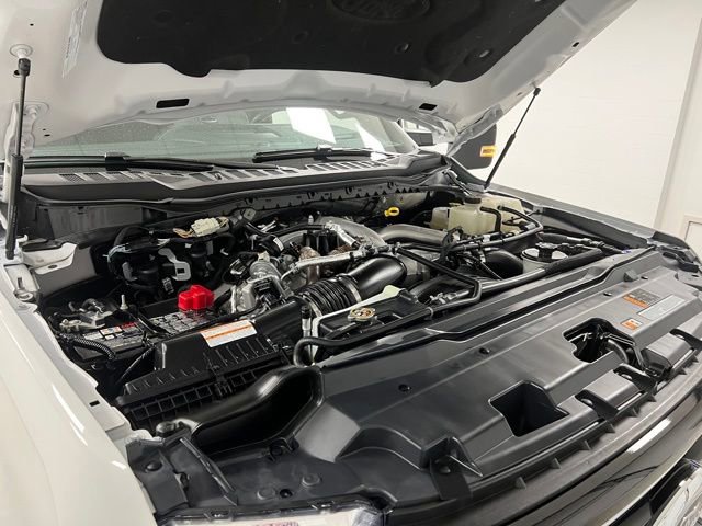 Used 2025 Ford F350 Platinum AWD/4WD image 60