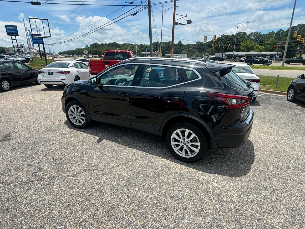 Used 2022 Nissan Rogue Sport SV w/ Technology Package AWD/4WD image 19