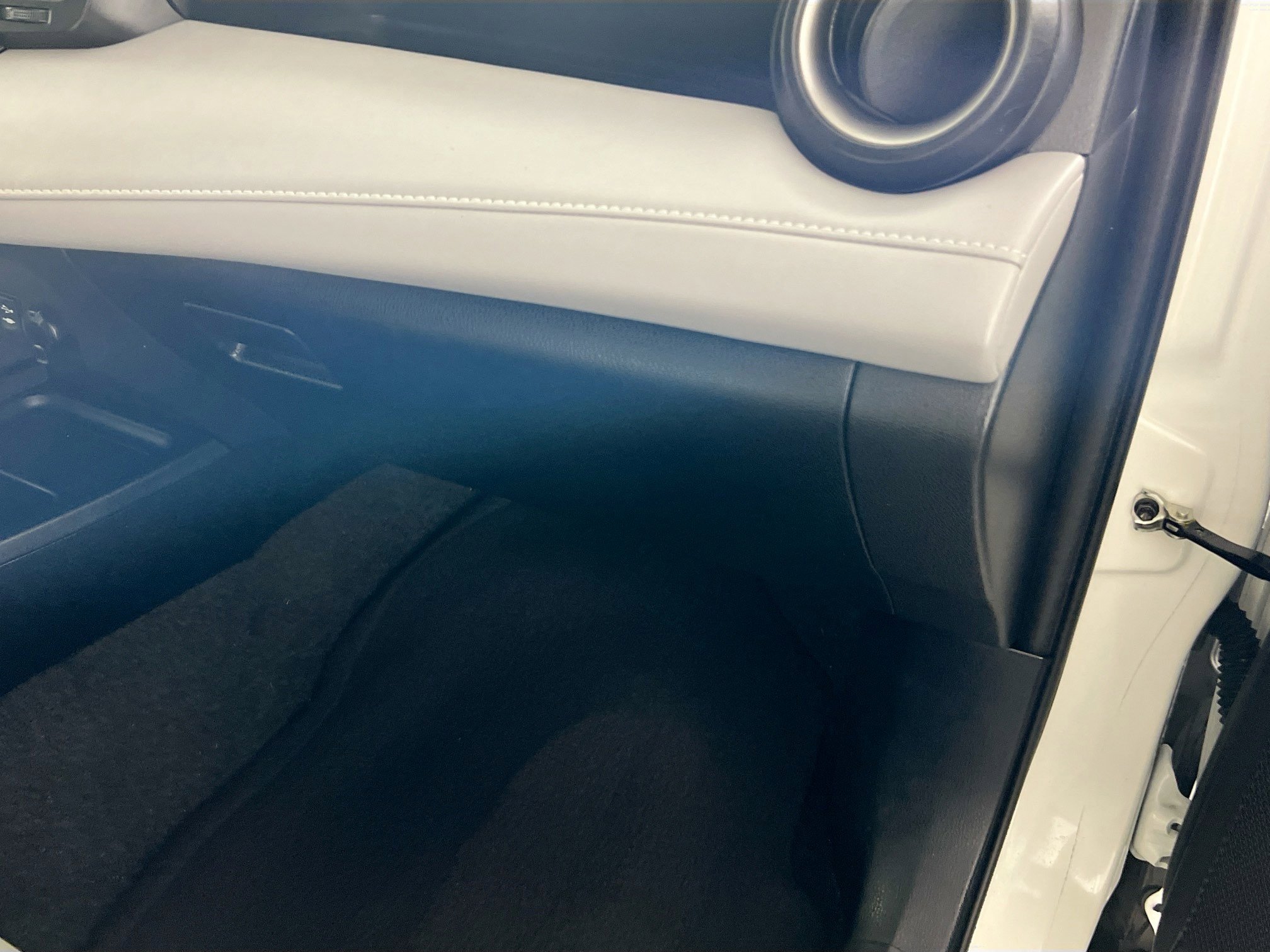 Used 2017 Toyota RAV4 Limited FWD image 35