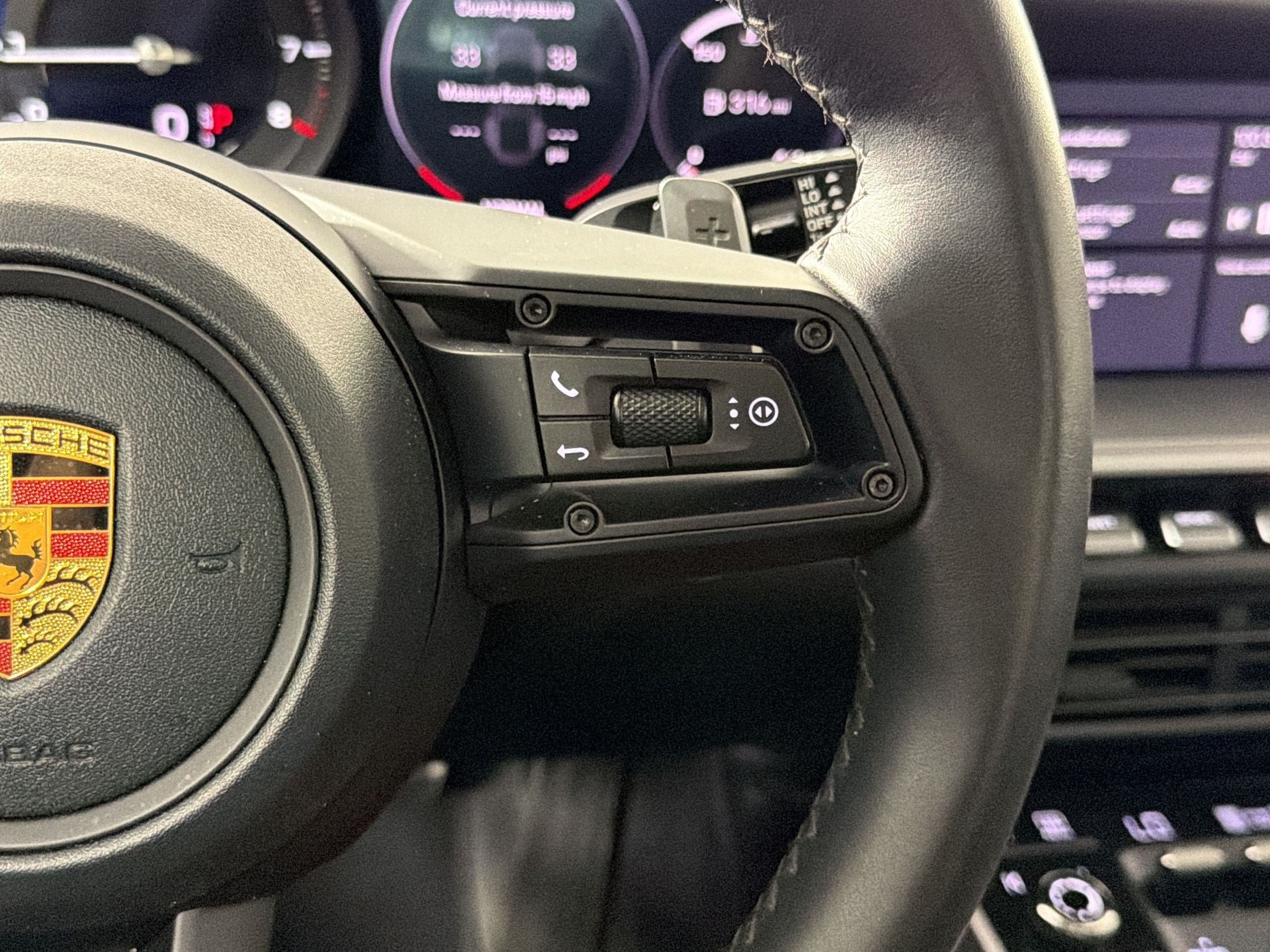 Certified 2021 Porsche 911 Carrera RWD image 27