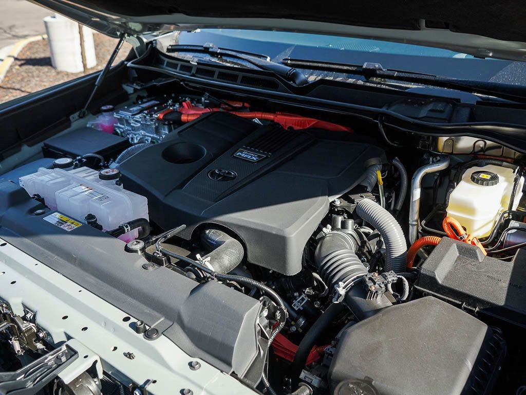 New 2026 Toyota Tundra Platinum image 7