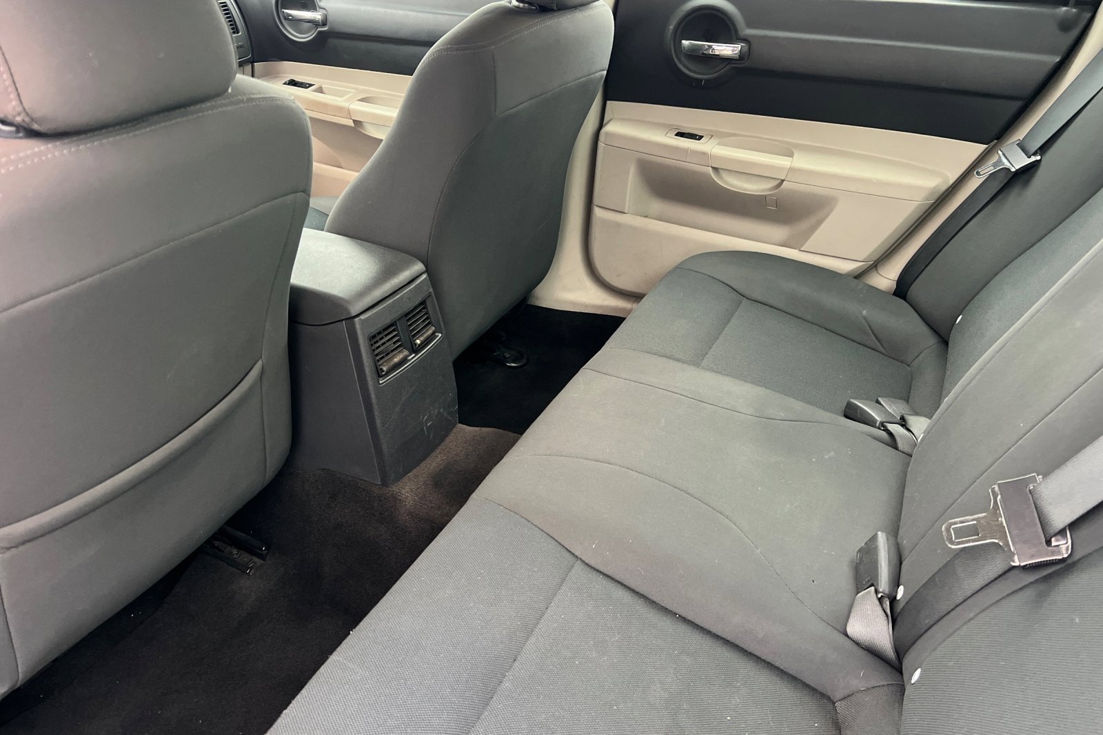 Used 2006 Dodge Charger SE image 9