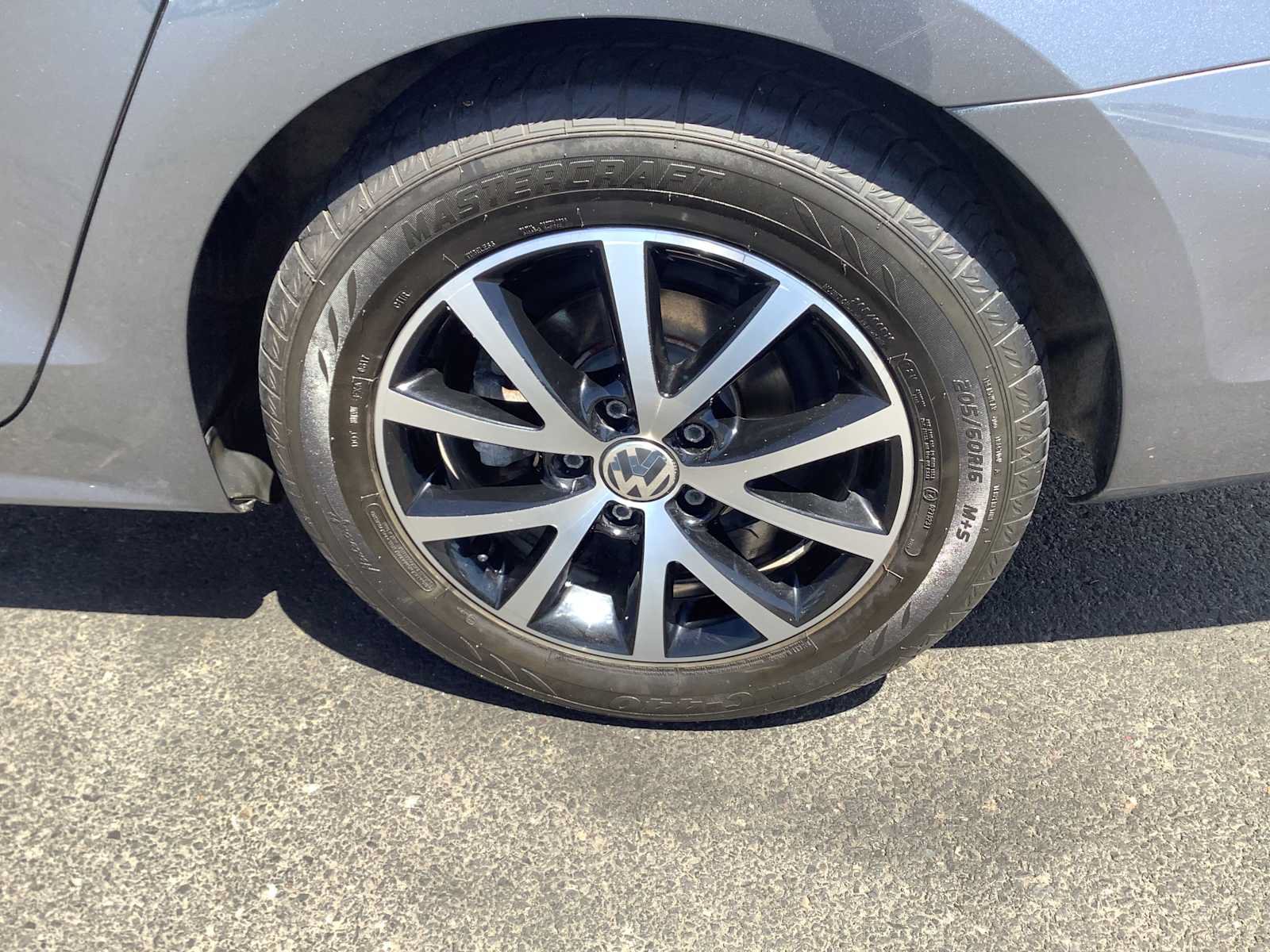 Used 2016 Volkswagen Jetta SE FWD image 7