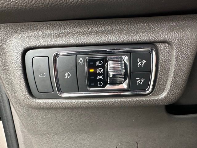 Used 2020 Lincoln Corsair Reserve w/ Equipment Group 202A image 29