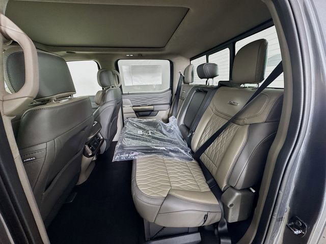 New 2026 Ford F450 Platinum w/ Platinum Plus Package image 26