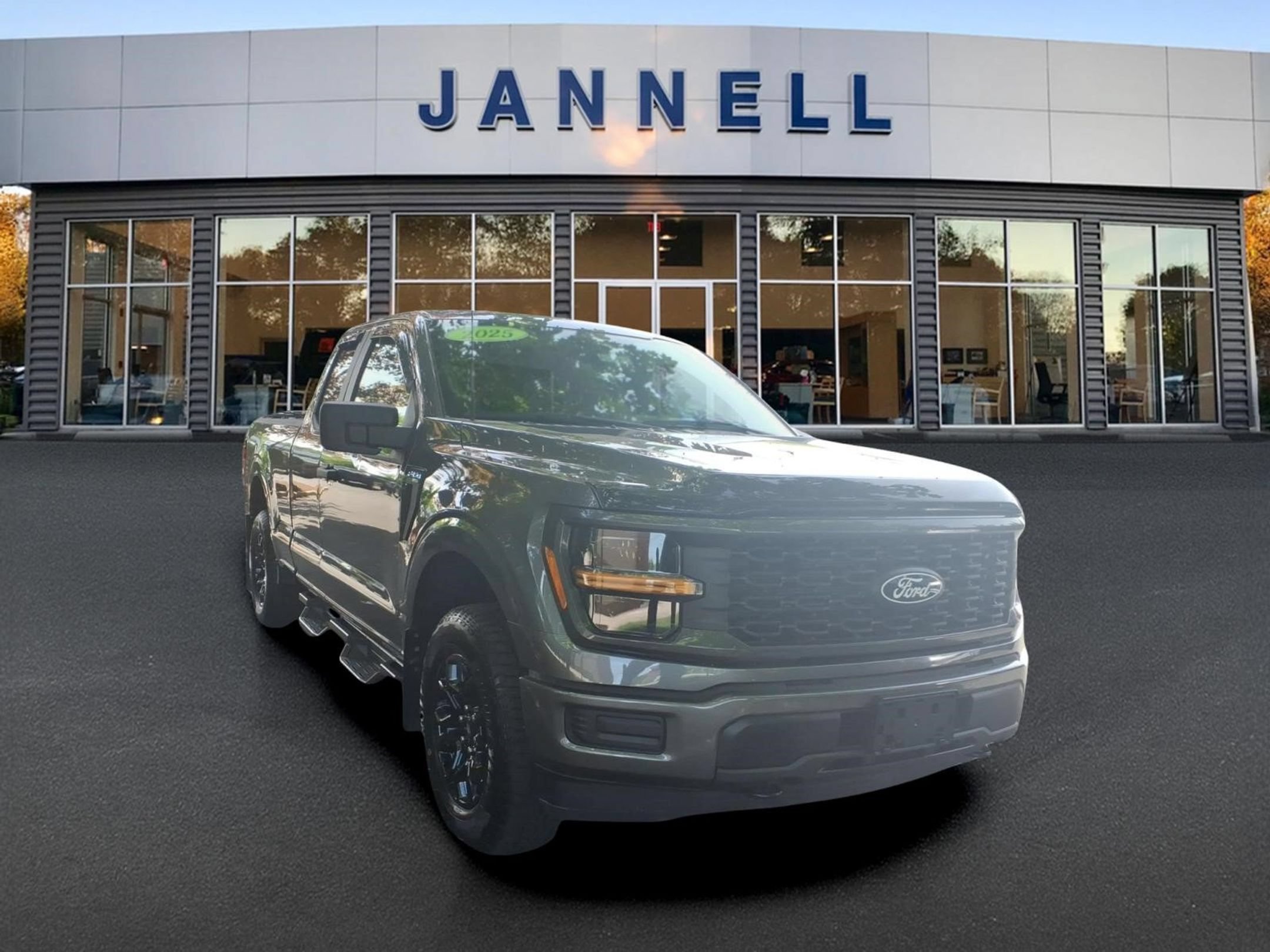 Used 2025 Ford F150 STX AWD/4WD image 3
