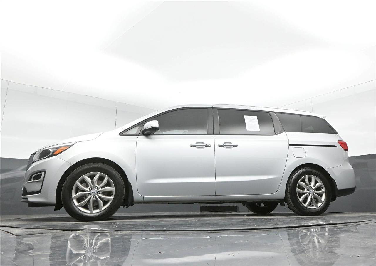 Used 2019 Kia Sedona EX image 36