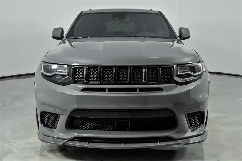 Used 2021 Jeep Grand Cherokee Trackhawk w/ Trailer Tow Group IV AWD/4WD image 5