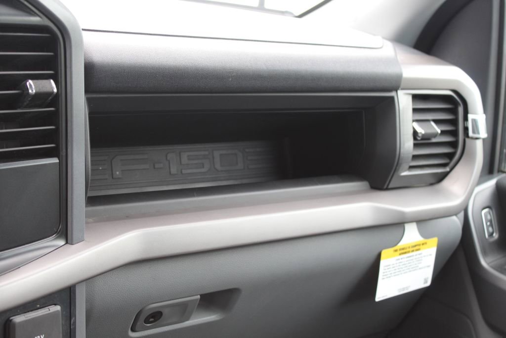 Used 2024 Ford F150 Lightning Pro AWD/4WD image 13