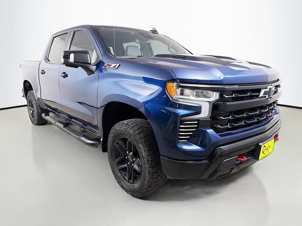 Used 2022 Chevrolet Silverado 1500 LT Trail Boss w/ LT Trail Boss Premium Package AWD/4WD image 4