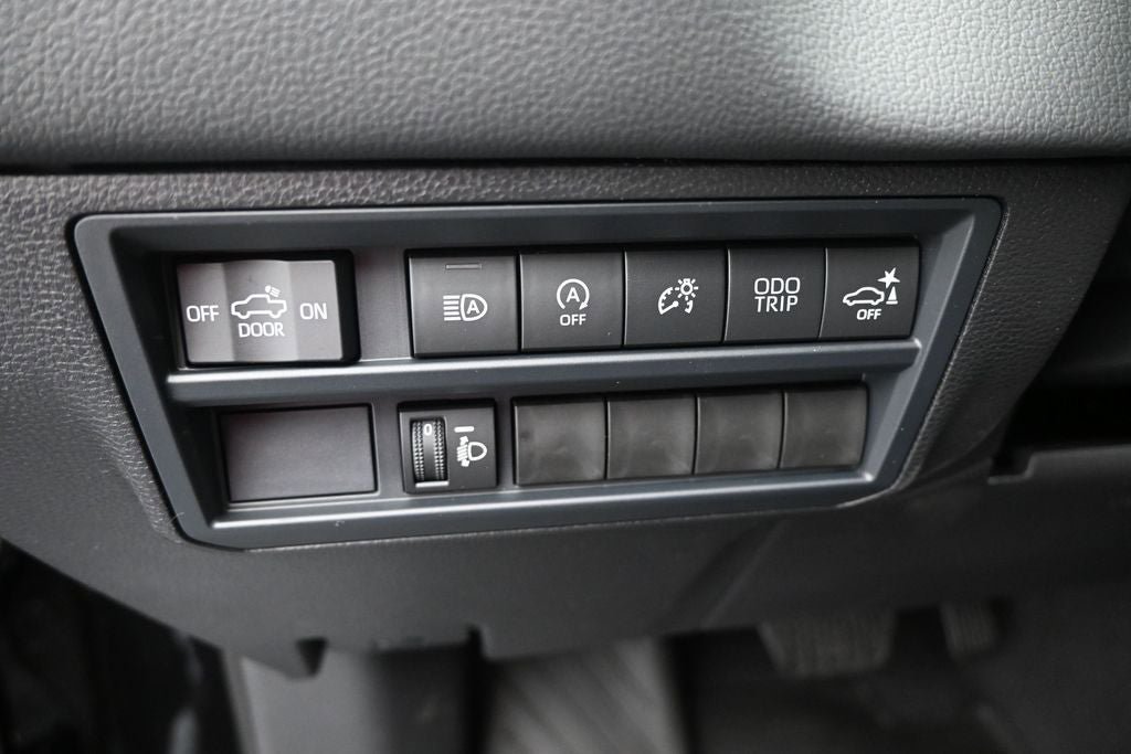 New 2026 Toyota Tundra Limited AWD/4WD image 19