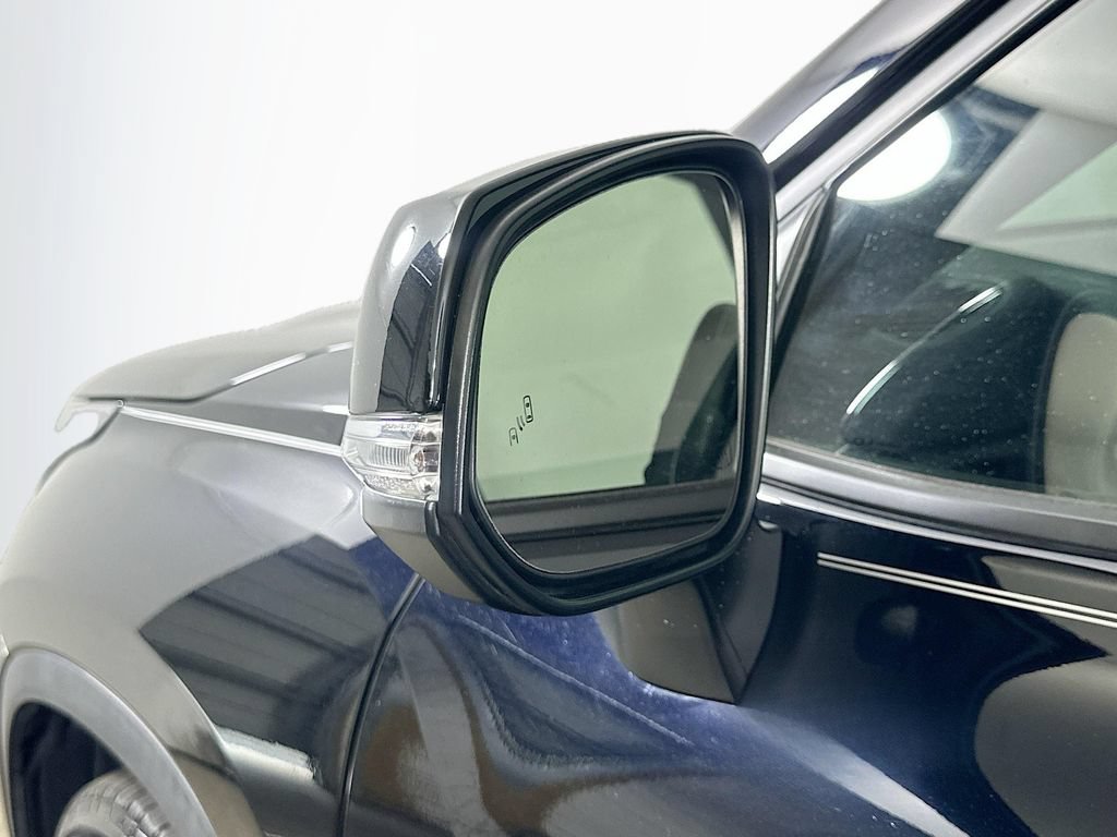 Used 2024 Toyota Highlander XSE FWD image 38