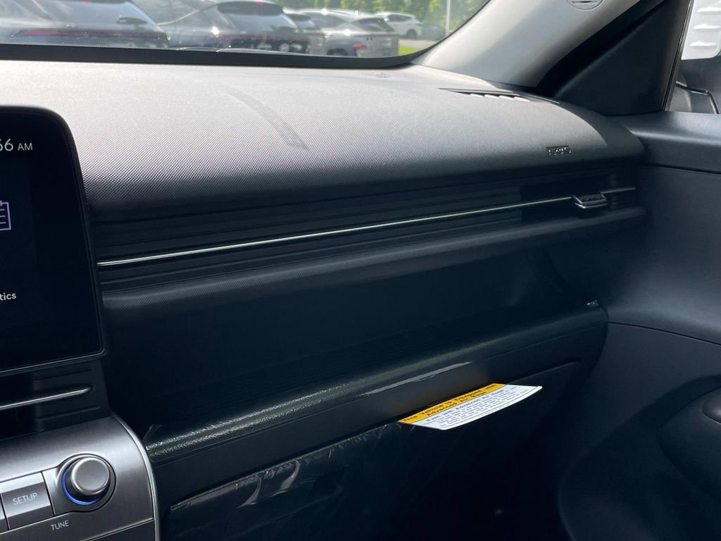 New 2025 Hyundai Kona SEL image 30