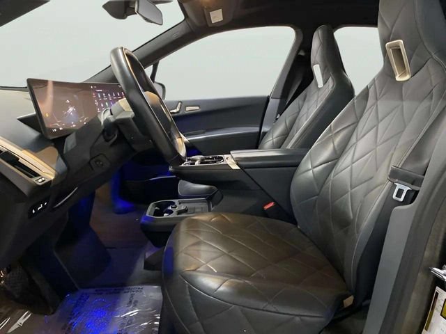 Used 2023 BMW iX xDrive50 AWD/4WD image 65