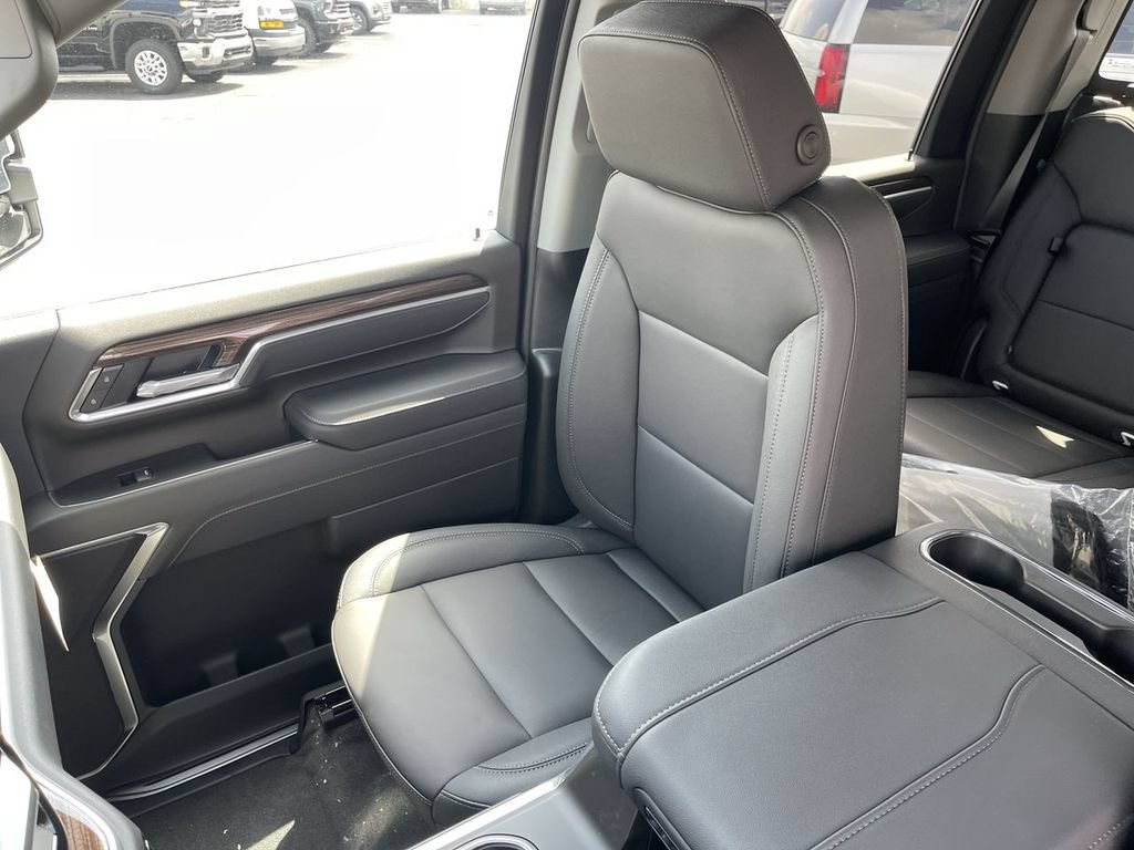 New 2026 Chevrolet Silverado 3500 LT w/ All Star Edition AWD/4WD image 23