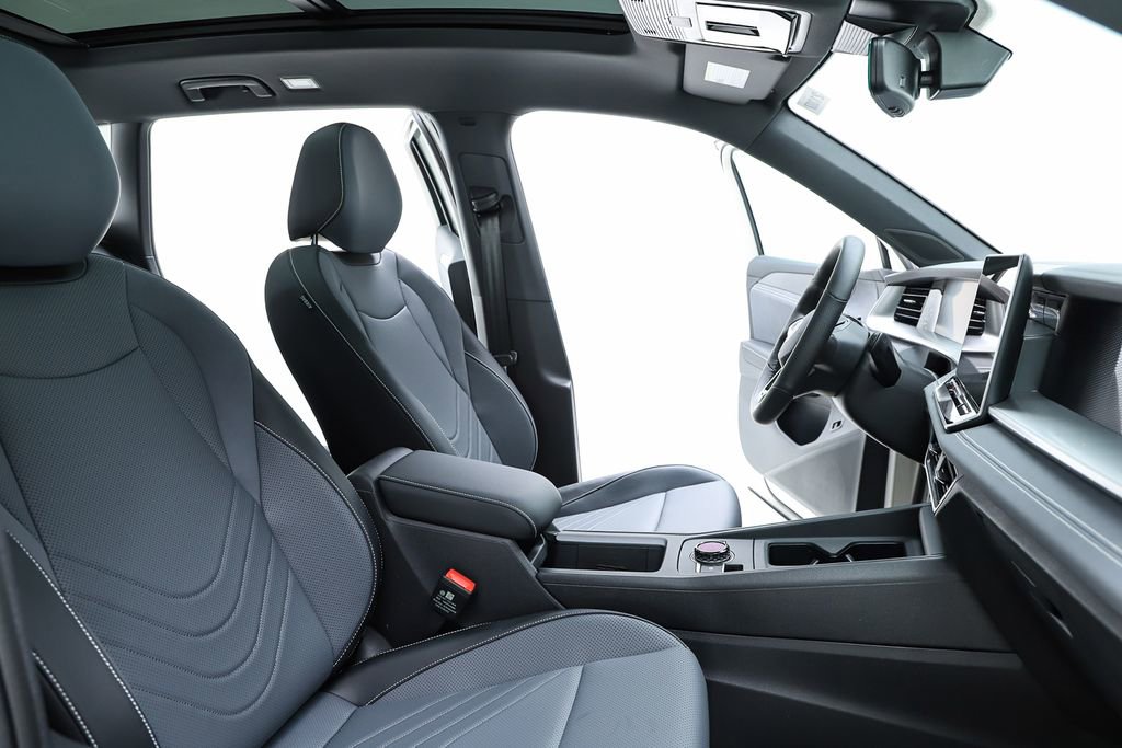 New 2026 Volkswagen Tiguan SE R-Line image 75