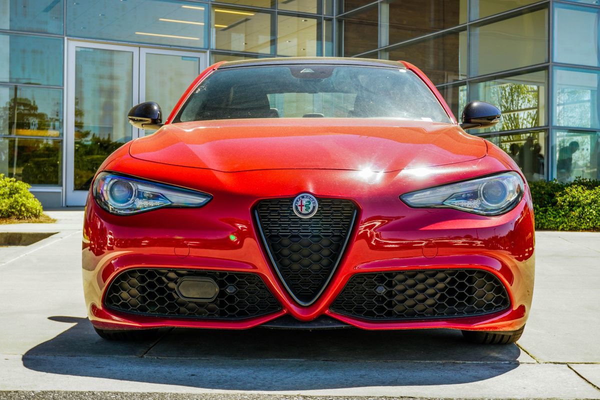 Used 2022 Alfa Romeo Giulia Veloce image 7