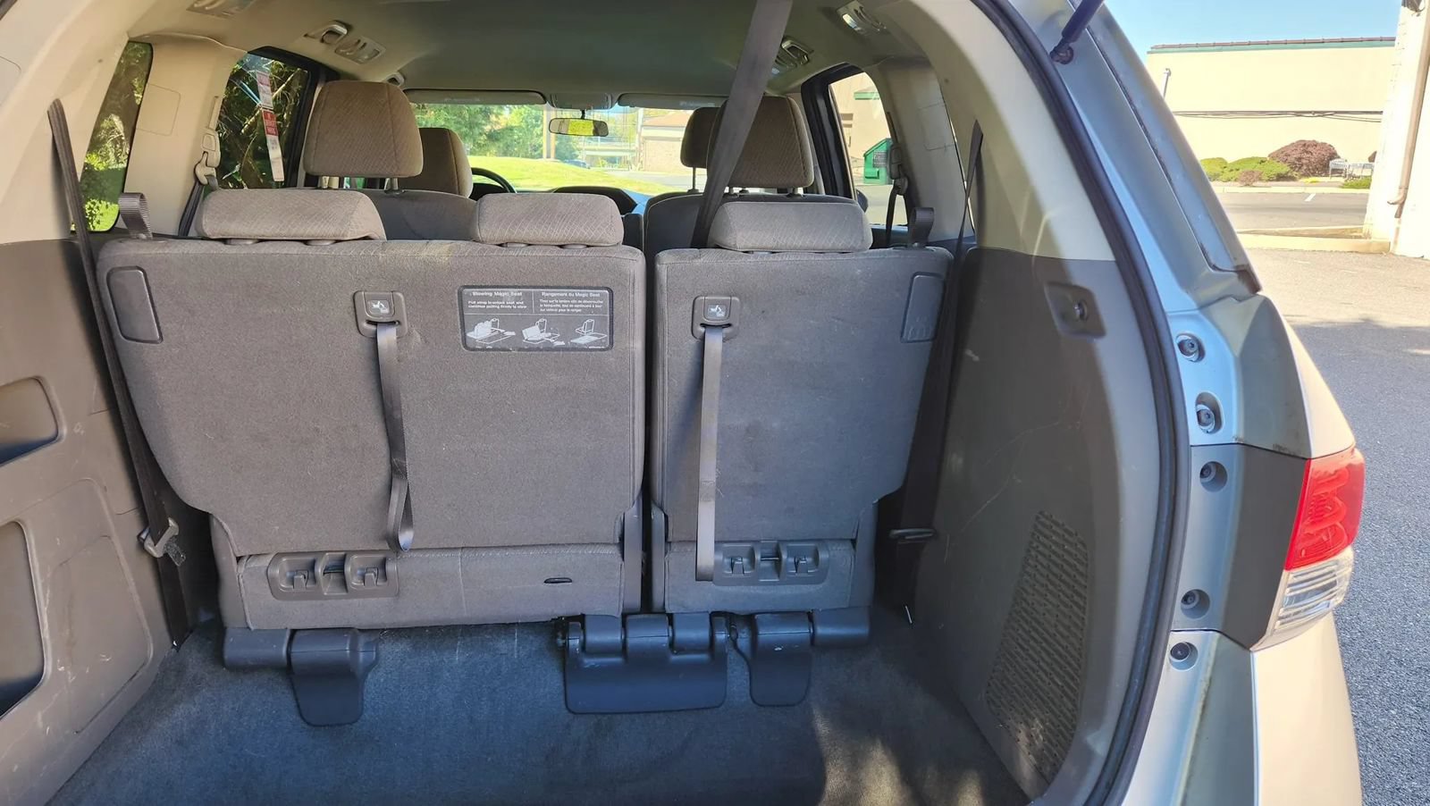 Used 2014 Honda Odyssey LX image 10