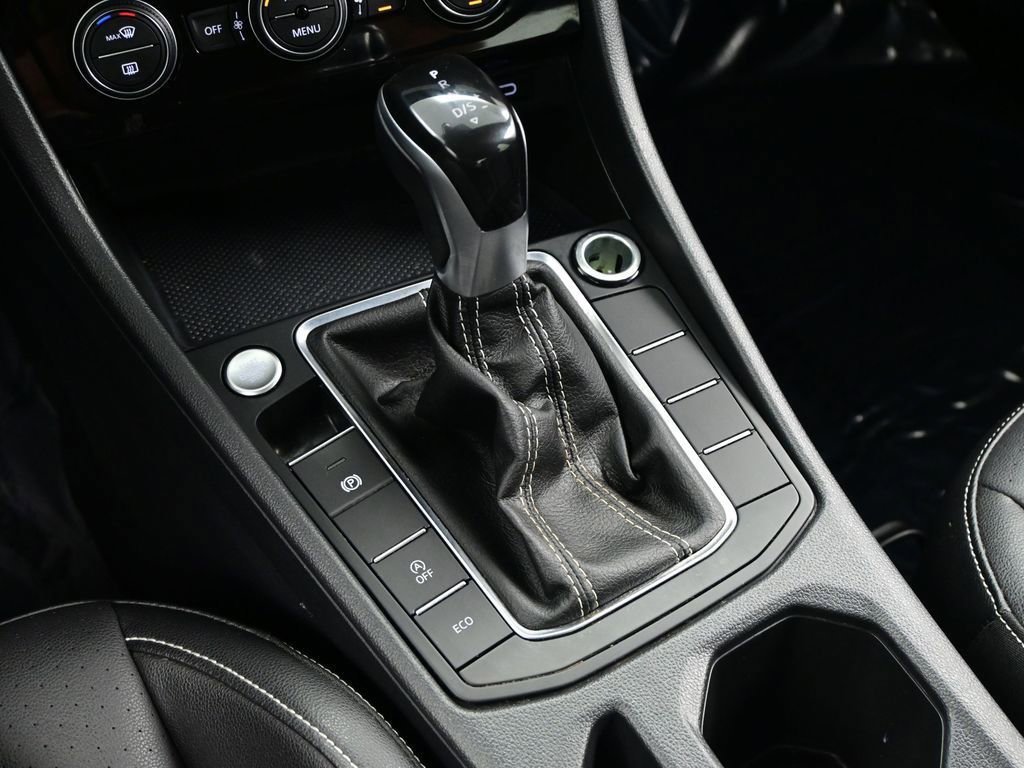 Used 2022 Volkswagen Jetta SE image 25