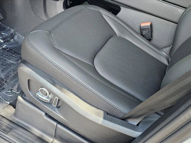 Certified 2025 Land Rover Defender 130 S image 4