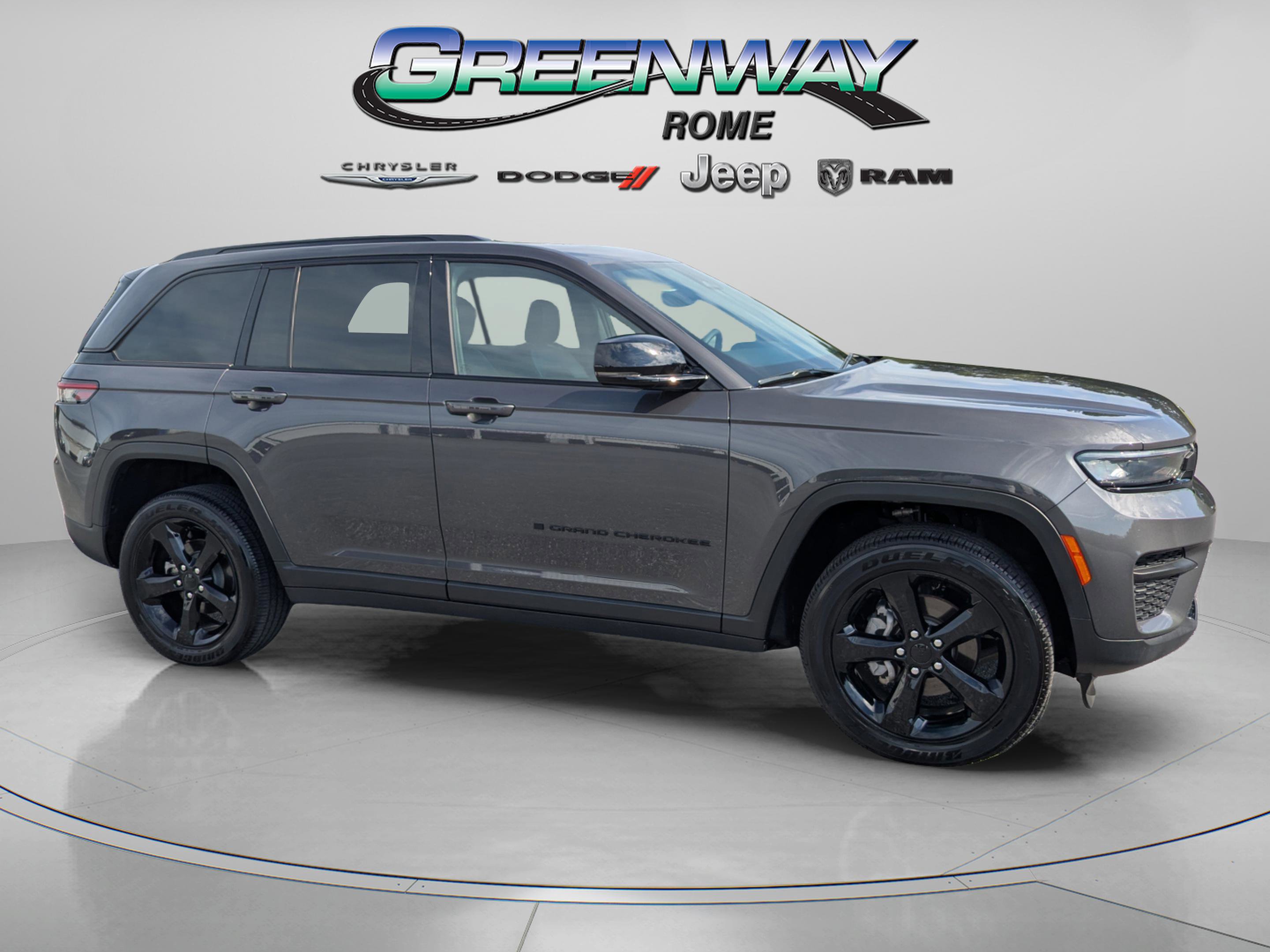 Used 2024 Jeep Grand Cherokee Altitude