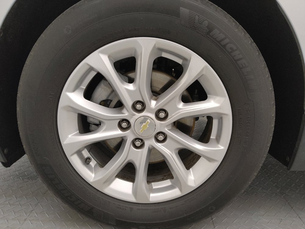 Used 2021 Chevrolet Equinox LS FWD image 31