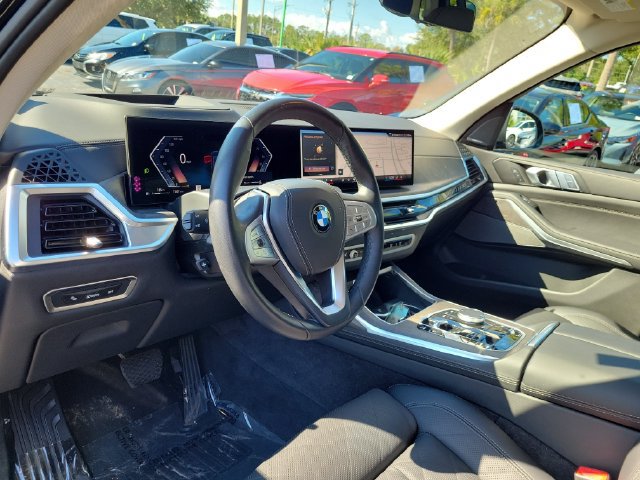 Used 2026 BMW X7 xDrive40i AWD/4WD image 18