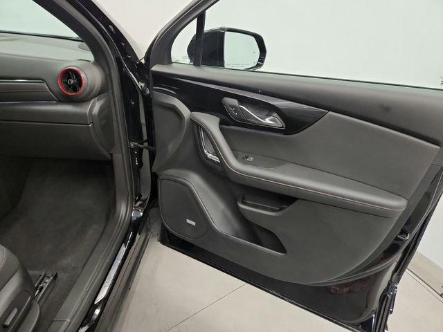 Used 2025 Chevrolet Blazer RS AWD/4WD image 40