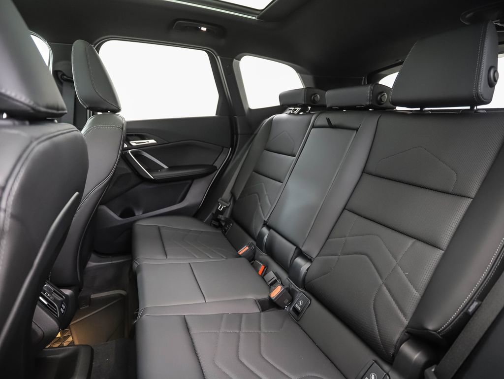 Certified 2025 BMW X1 xDrive28i w/ Premium Package image 23