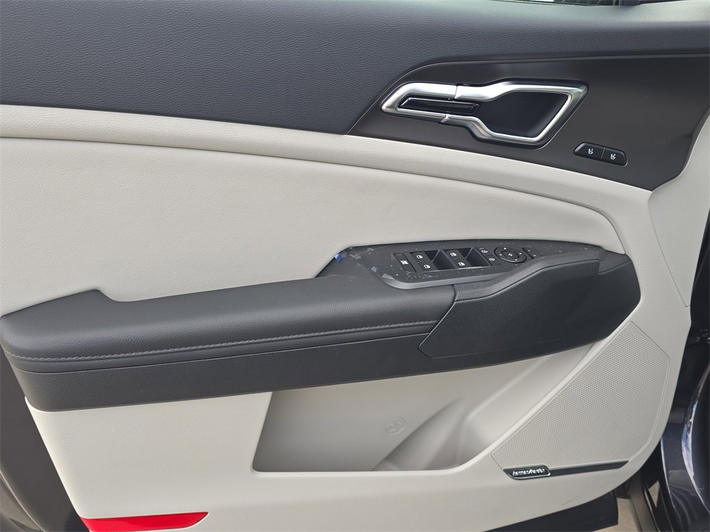 New 2026 Kia Sportage SX image 18