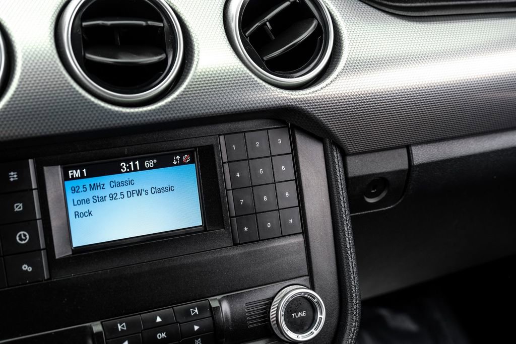 Used 2022 Ford Mustang GT RWD image 21