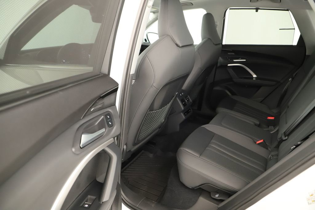 Certified 2025 Audi Q5 Prestige AWD/4WD image 34