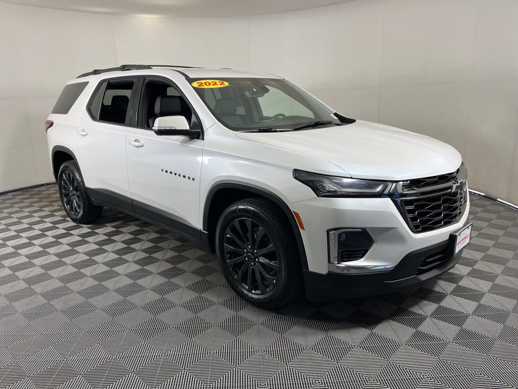 Used 2022 Chevrolet Traverse RS image 18