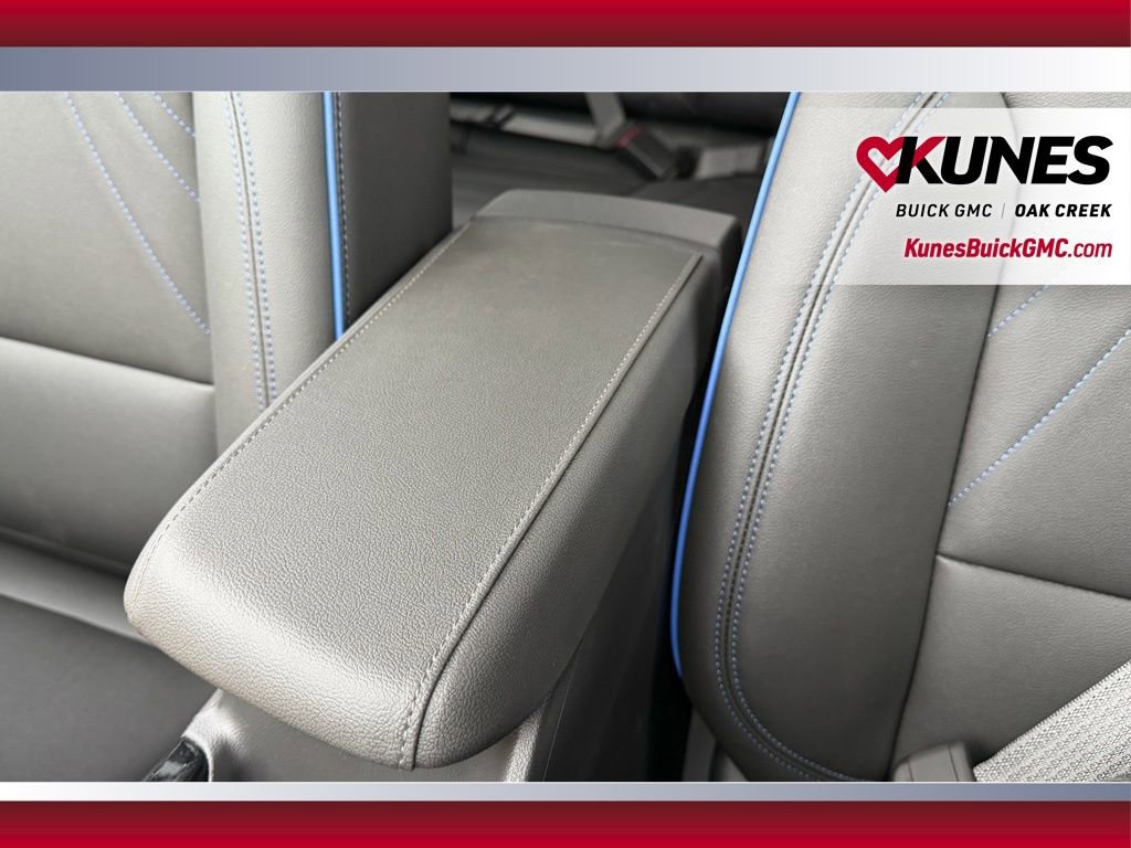 New 2026 Buick Envista Sport Touring w/ Convenience I Package FWD image 21