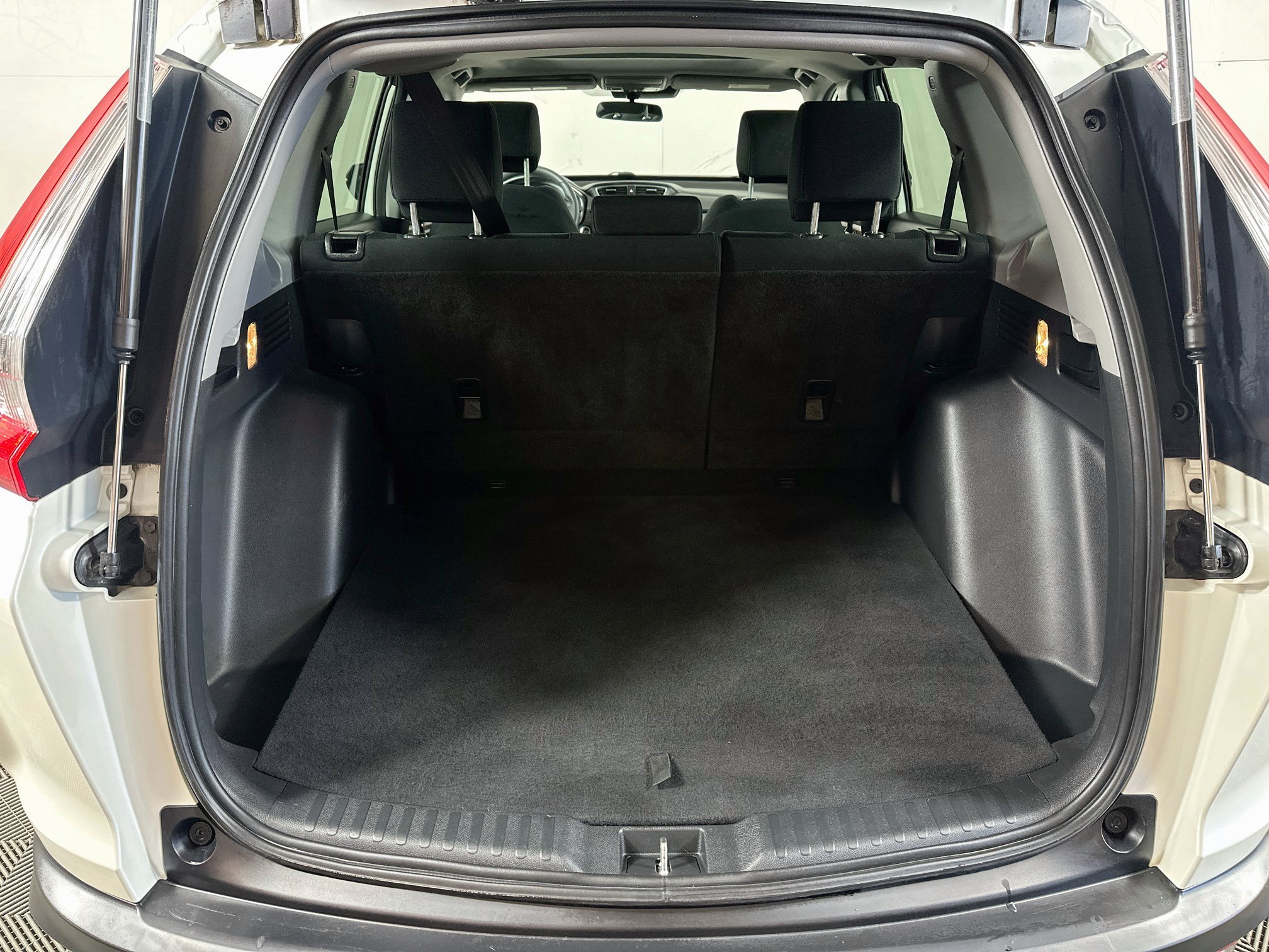 Used 2018 Honda CR-V EX image 24