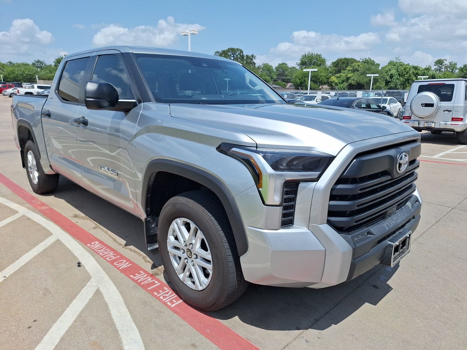 Used 2024 Toyota Tundra SR5 image 8