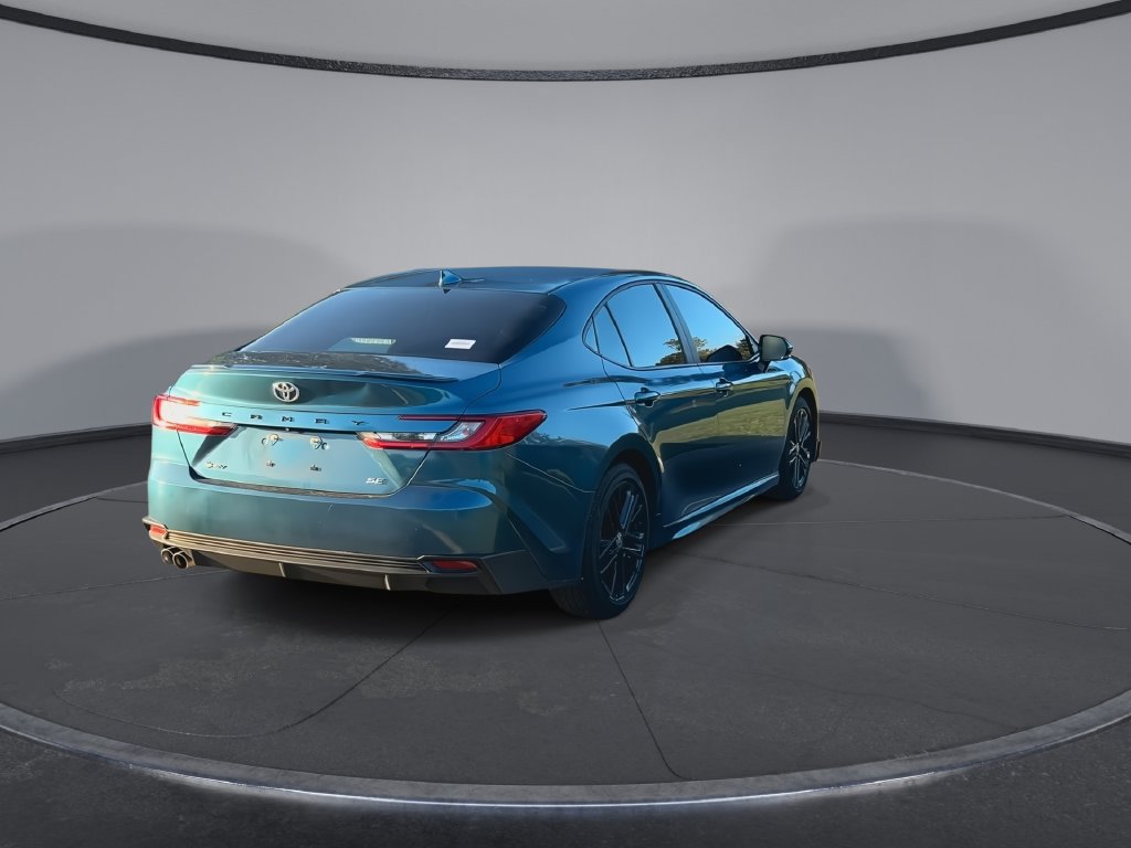 Used 2025 Toyota Camry SE FWD image 8