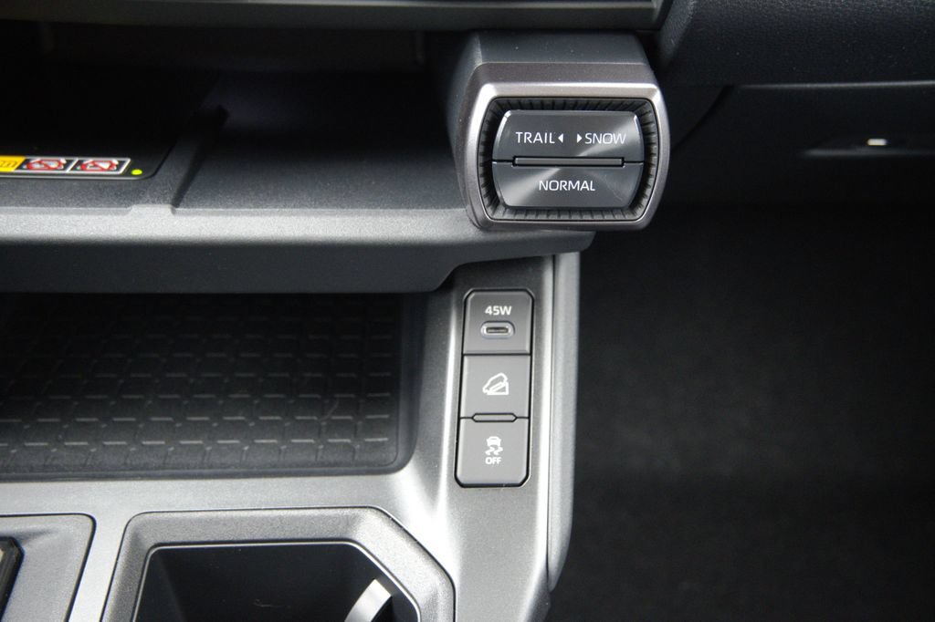 New 2026 Toyota RAV4 XSE AWD/4WD image 26