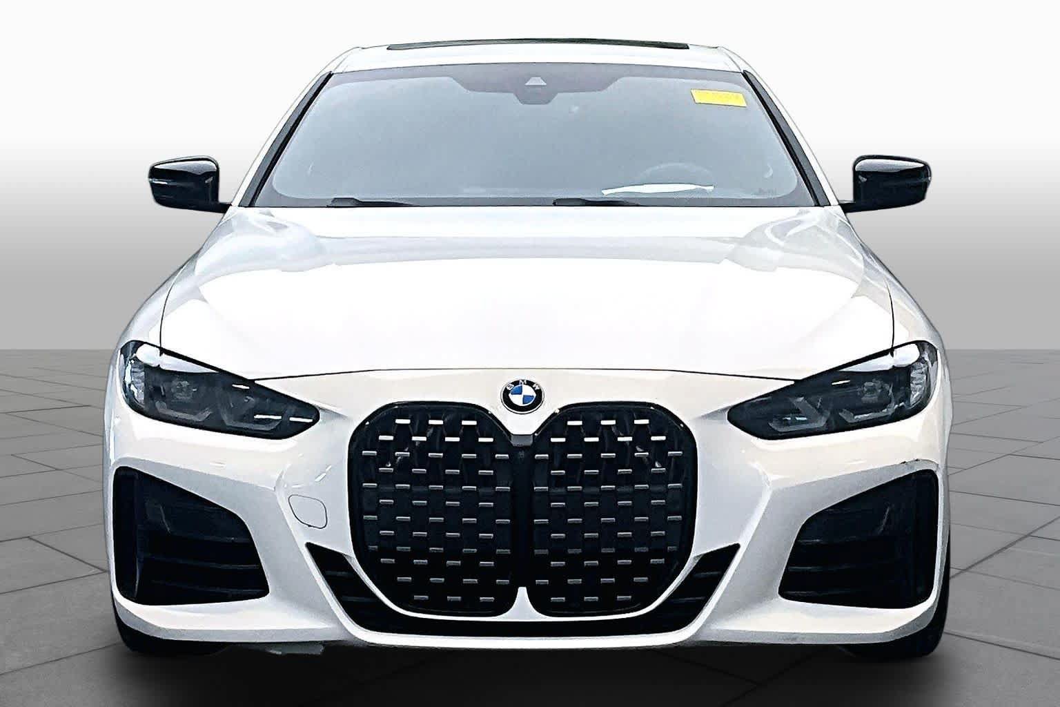Used 2024 BMW M440i Coupe w/ Premium Package RWD image 4