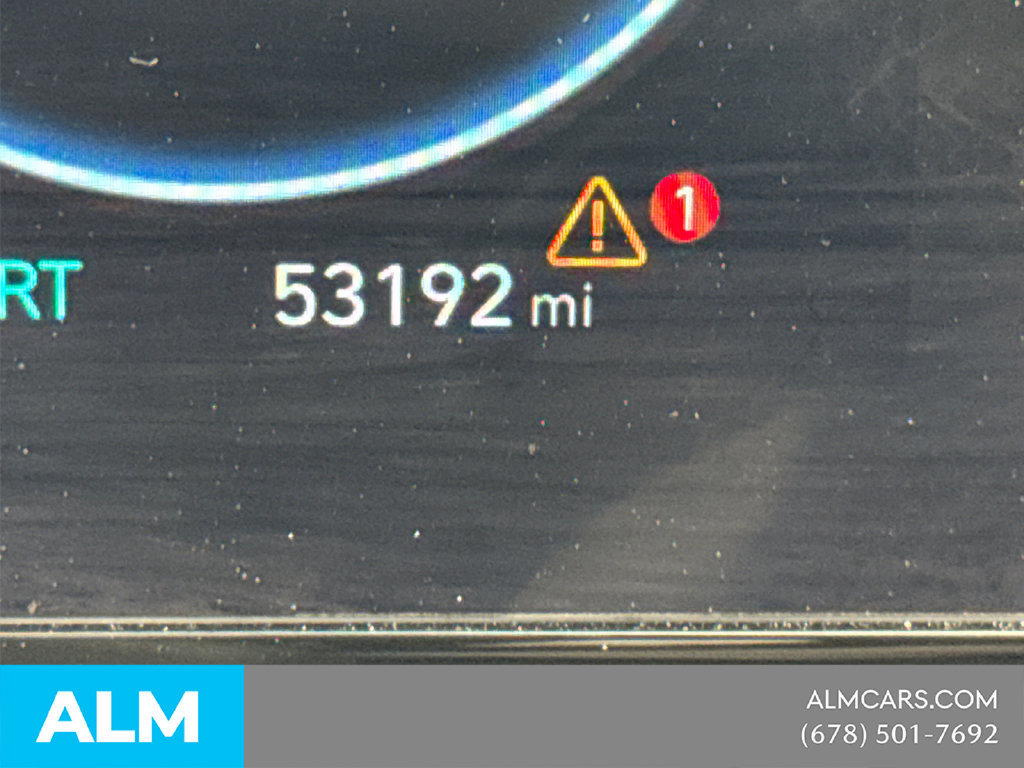 Used 2025 Hyundai Elantra SEL FWD image 30