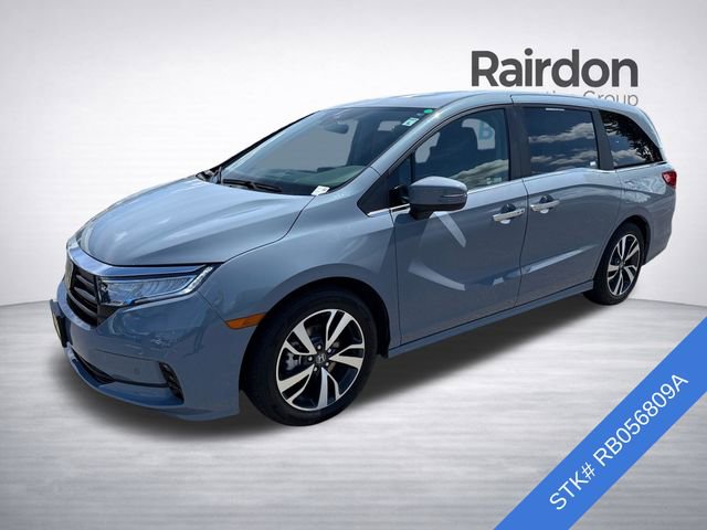 Used 2024 Honda Odyssey Touring image 3