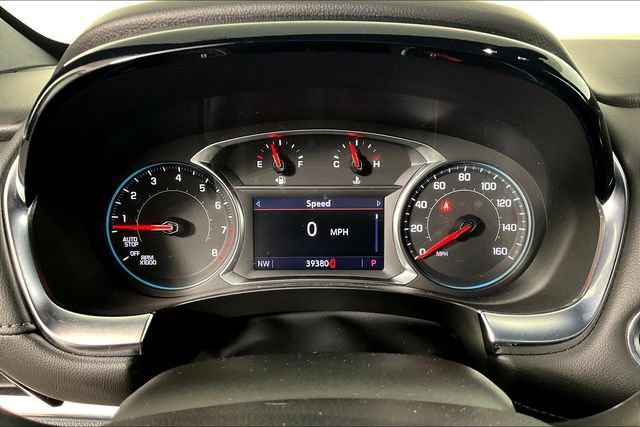 Used 2023 Chevrolet Traverse LT image 20