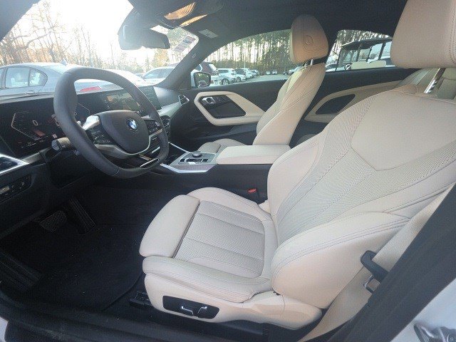 Used 2025 BMW 230i xDrive Coupe w/ Premium Package image 13