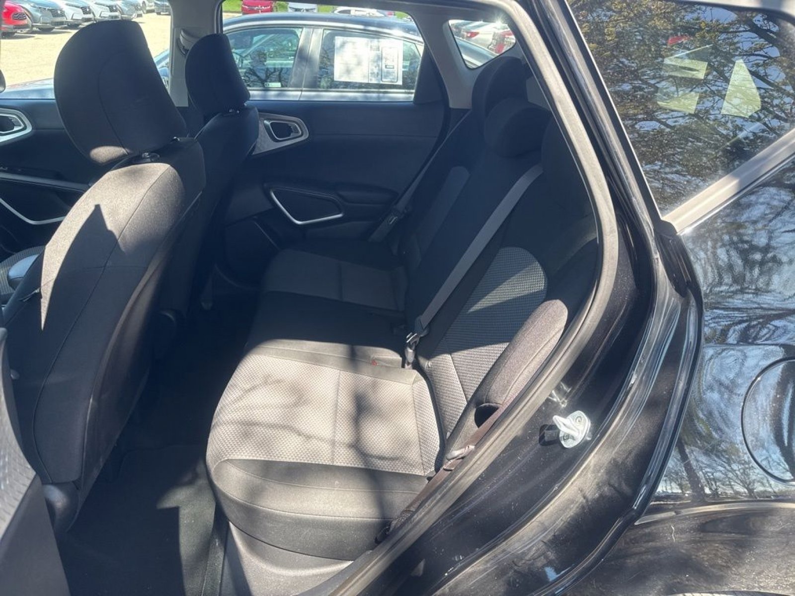 Used 2020 Kia Soul LX image 13