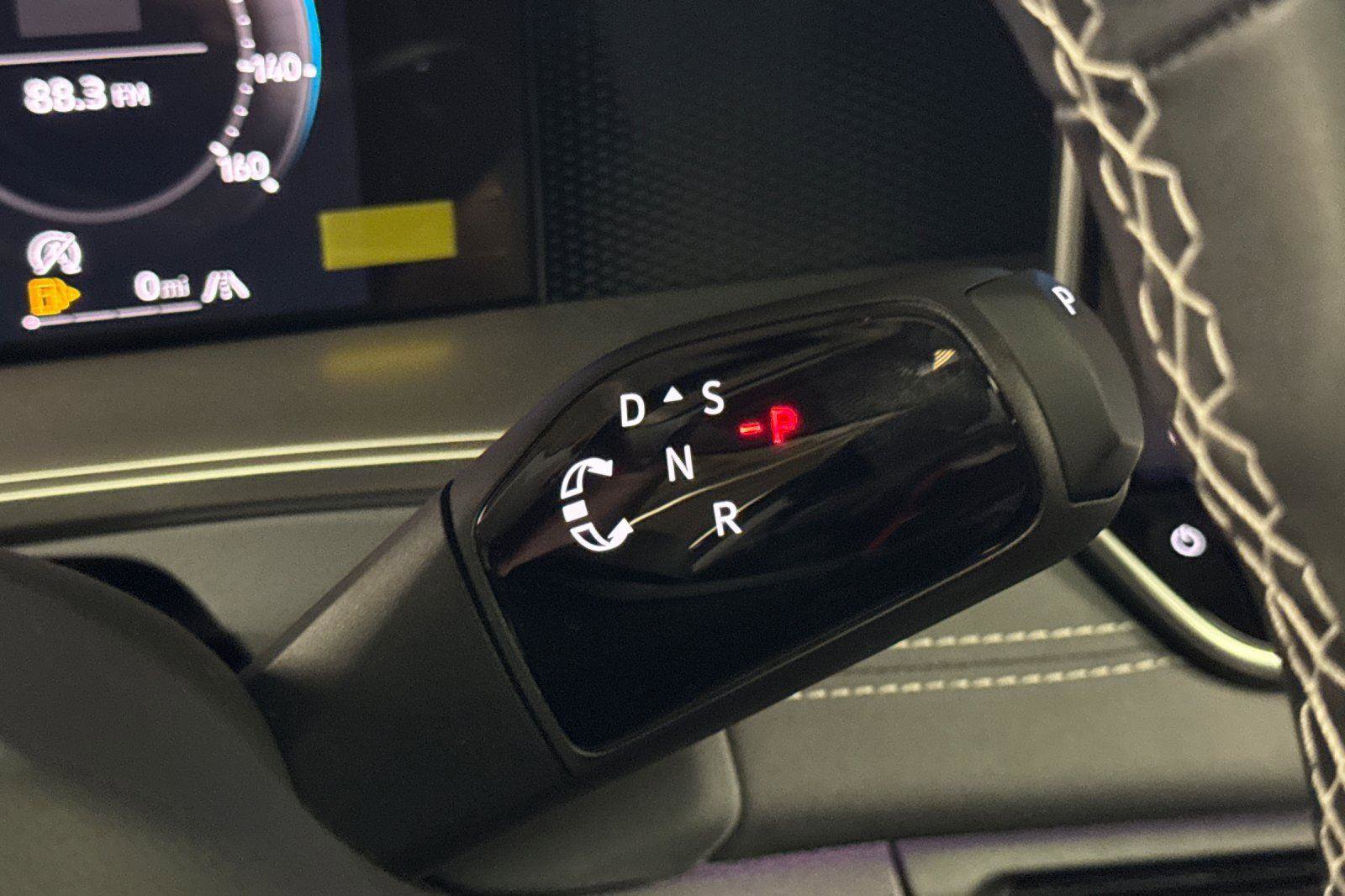 New 2026 Volkswagen Tiguan SE image 20