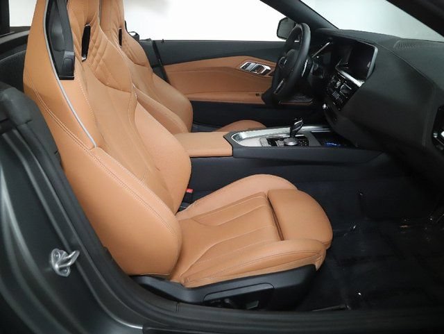 Used 2026 BMW Z4 M40i w/ Premium Package RWD image 37