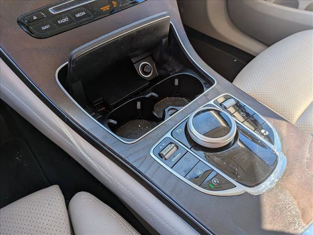Used 2019 Mercedes-Benz GLC 300 4MATIC image 12