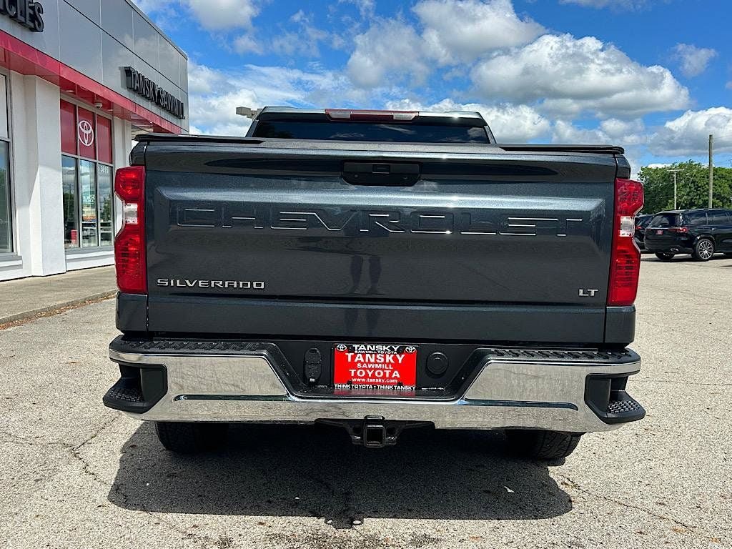 Used 2021 Chevrolet Silverado 1500 LT AWD/4WD image 4